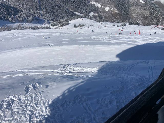 2aae653d-4c4f-4865-a53d-0be2679c883f