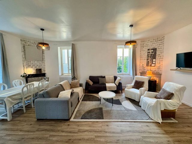 2b8be8bc-7486-419d-ac6a-bc3490b2ca1c