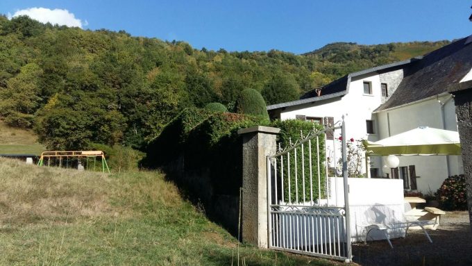 31G100024-a0880905dcb64a03a3e588ca24b82eb5