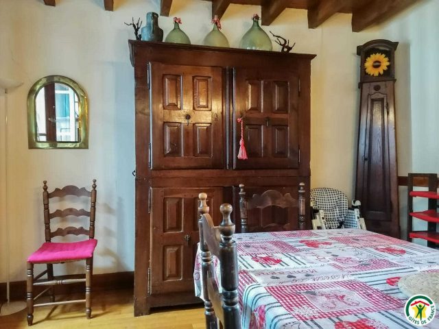 31G100084-f11e9288cfb74c3db5b48a40756af09b