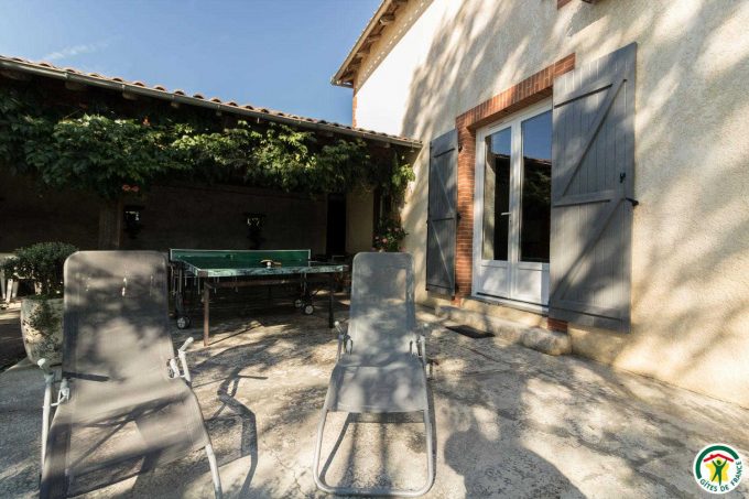 31G100135-957dfa939f354d40a93c5ace1336f5f0