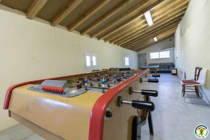 31G100135-bf13323b01af4a1d8e6ec78ae101a91c