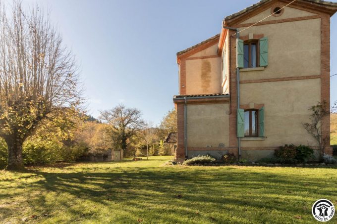 31G100211-3caf769acdd74991b015ade1032417f7