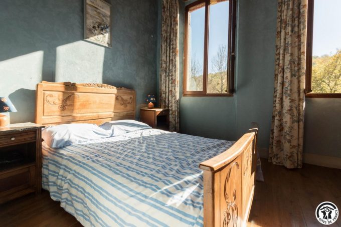 31G100211-51c2269301824014baa2aa424e41dd51