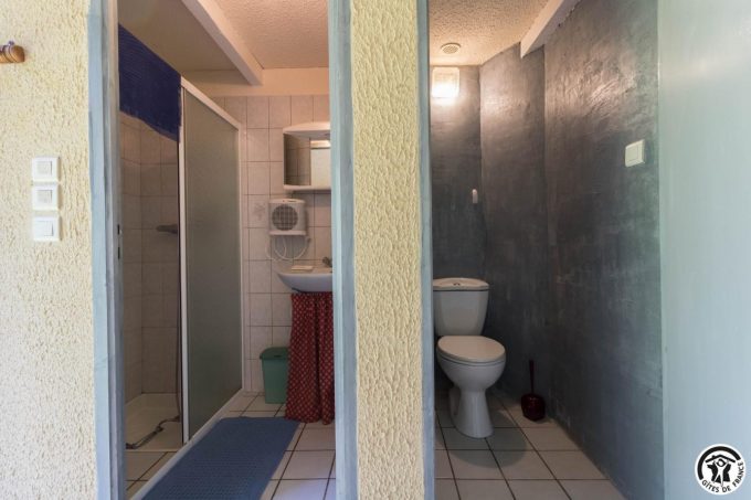 31G100211-619ea7d8d5fb4b4999eb9ac15180d940