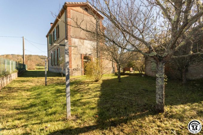 31G100211-f1dee371f1224e4d8daede1b62235fee