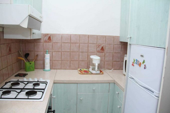 31G100242-6511b2bd53b24d5399be5b7f7e429912