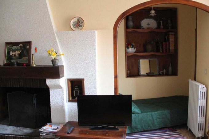 31G100242-65562a0cf5b748e4800d31462ef214a6