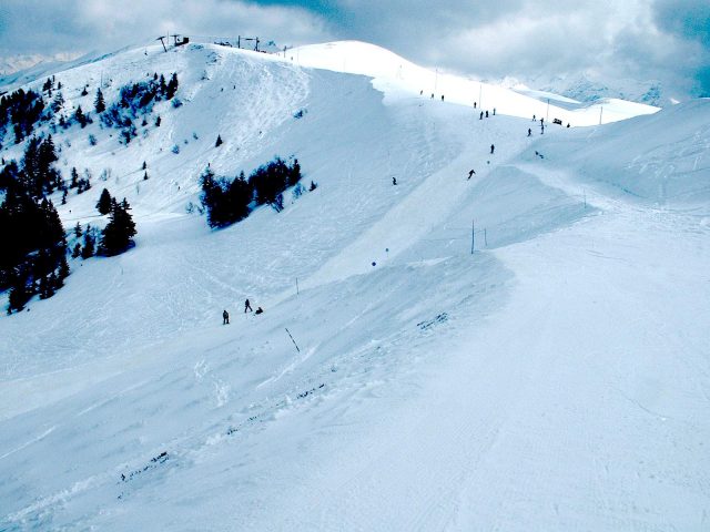 31G100245-18fa1ae2172d41fc86e809374ab6778a