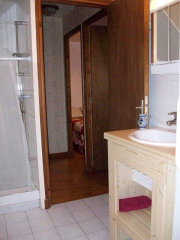 31G100247-14a72dadbe5a44c9966f9ded4bf1e207