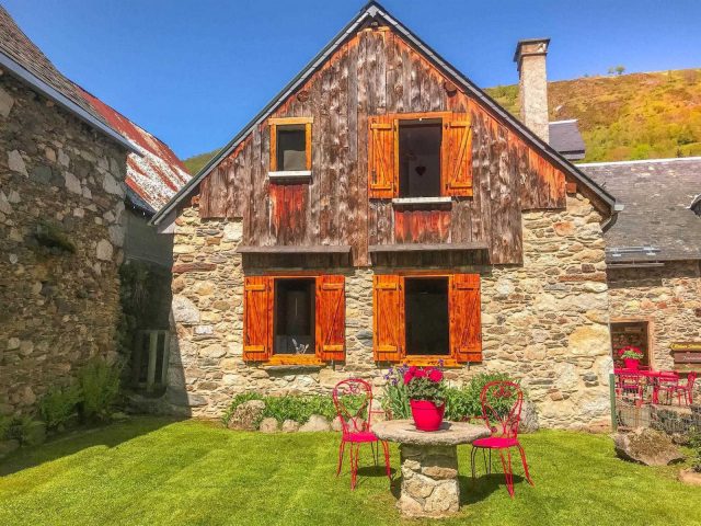 31G100247-532a13a9f061493180fdebf3cf894146