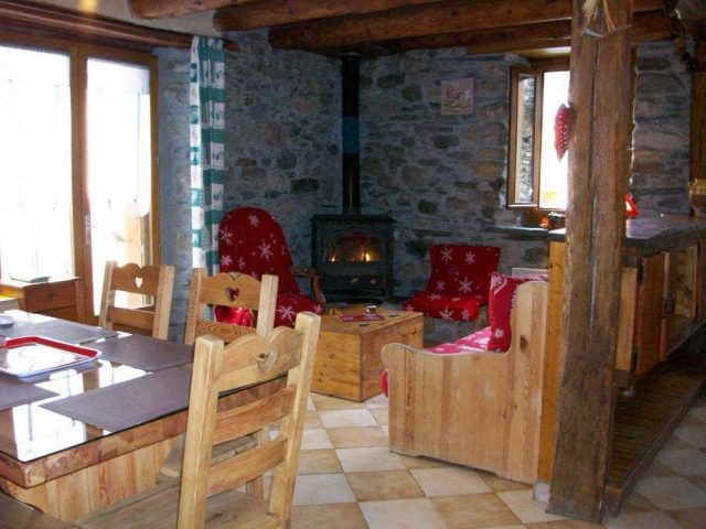 31G100247-56f68b0203d8486483275c57edad35c1