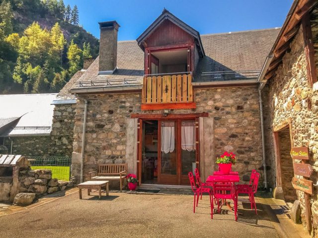 31G100247-d22041e3743140798908b85ce9deaf30