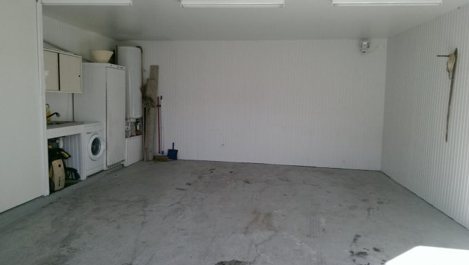 31G100248-1b6e8e508d57498cb8942a6c4293ebda