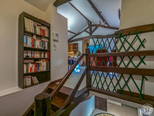 31G100248-d6bd51c54a384295be73fda1e4f19894