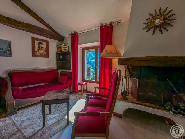 31G100248-ee9c230c277b4c2d8a0296732238eb99