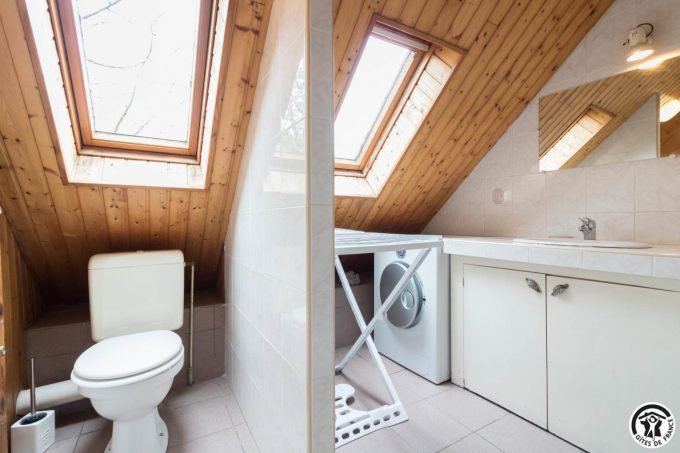 31G100251-5effbf5718f2451c8c6e93092252a4d7