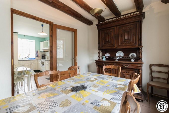 31G100251-6fb6ab407d7c41fc9ca1320888588f72