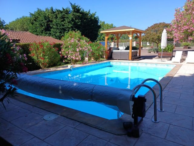 31G100253-20af0cc8d0d54958bcbb228bcceeea15