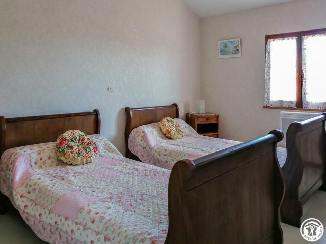 31G100253-2d0d5c1709bc428980be61882fe0a4a2