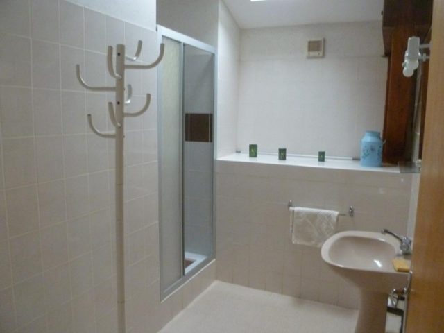 31G100253-3275ad3db56f4e85a5e5112cfc45ab50