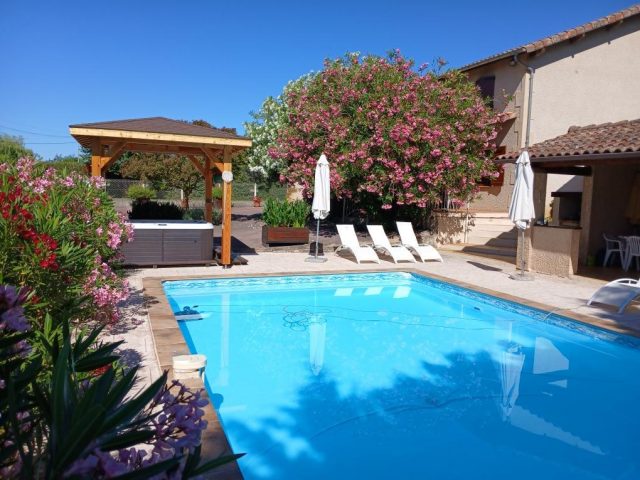 31G100253-7aaaaf14a22049ecb7abdb4c3dc3e93d