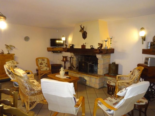 31G100253-aa622ec1de324f0398b1b731dca0348e