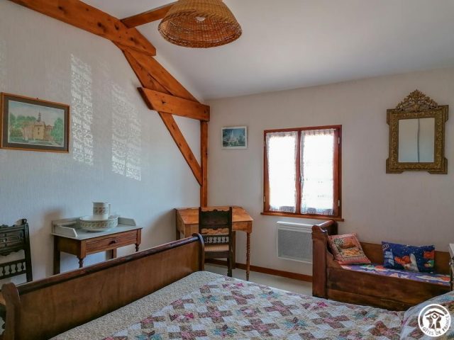 31G100253-f28960693b1541c09fc6a292c2676488