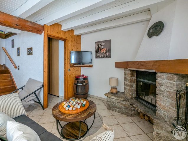 31G100254-259f31b633d54f3a8149a1ae7d13c90e