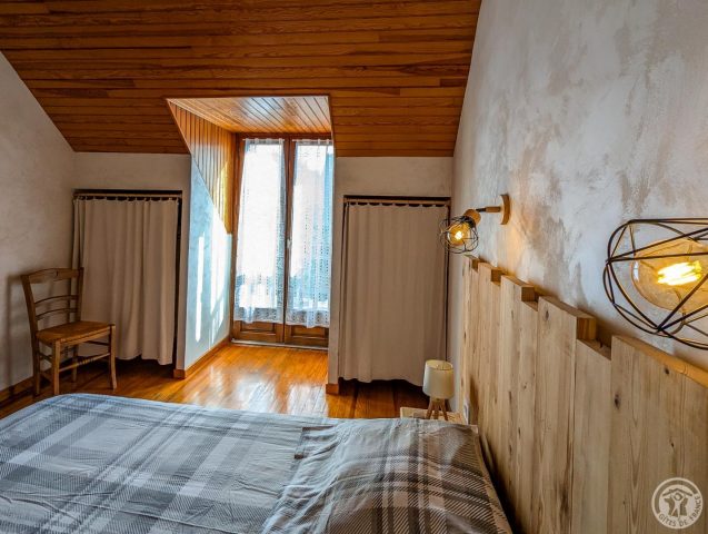 31G100254-43d33216a1d943fc94834ddc46114a4b