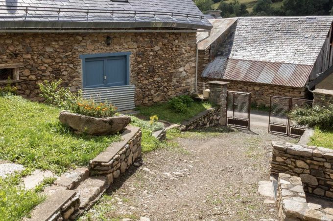 31G100254-47d1dc6fa336499faa70995314d108b9