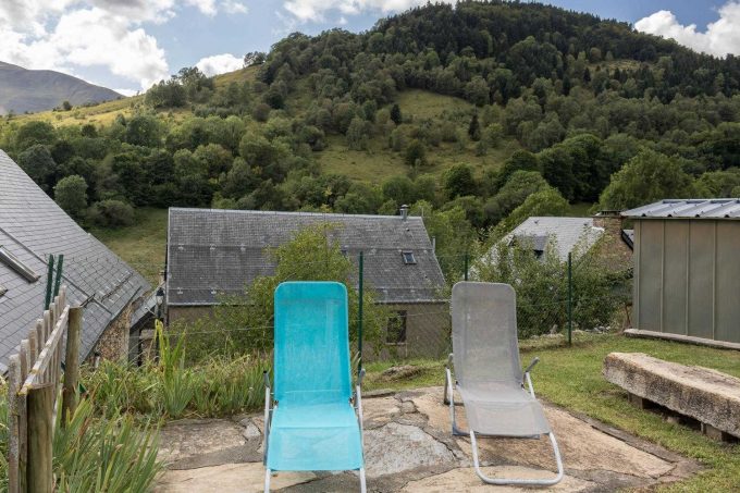 31G100254-9c6dcb550433452985ebbbd9bcab4d40