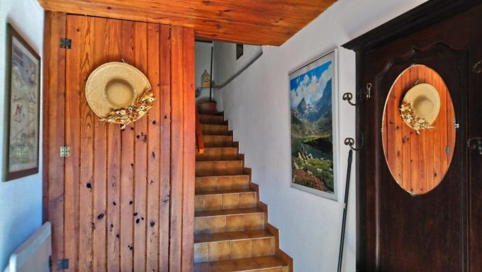 31G100263-45c468859efd4a7daeb2312d338a3062