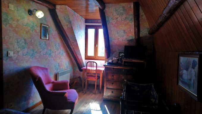 31G100263-61b93f6e69bc4474a19354af0a1cd0ab