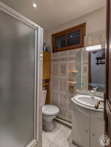 31G100263-ed10cbf154934426a2a85d94454b23e9