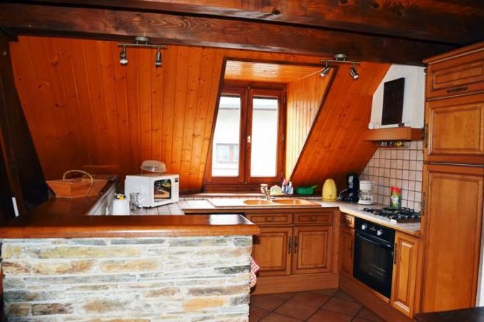 31G100264-a4a7a61080874f91aad86fd6491de0dc