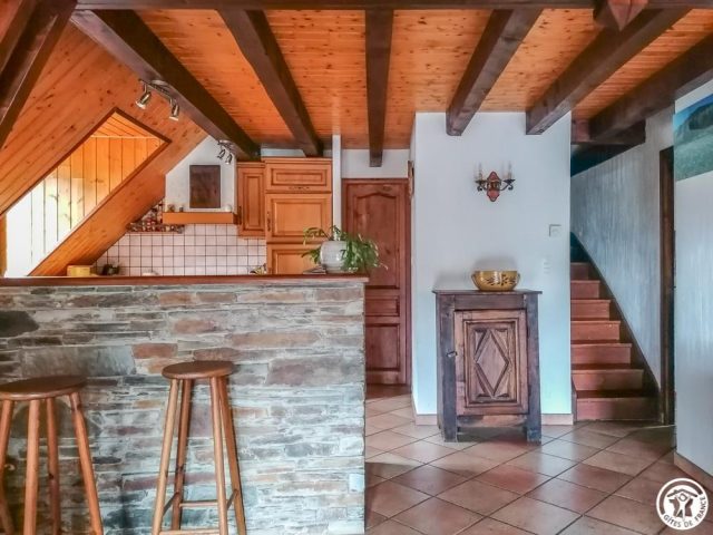 31G100264-acebcbc8e73843e69c8bd15eb937c902