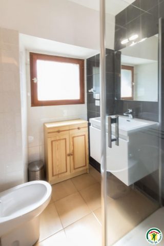 31G100288-0b26b0ad1a6d48bab2acfba9a18fece6