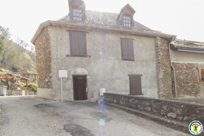 31G100288-890f1bf5cfa34c748d6f7f52d3add446