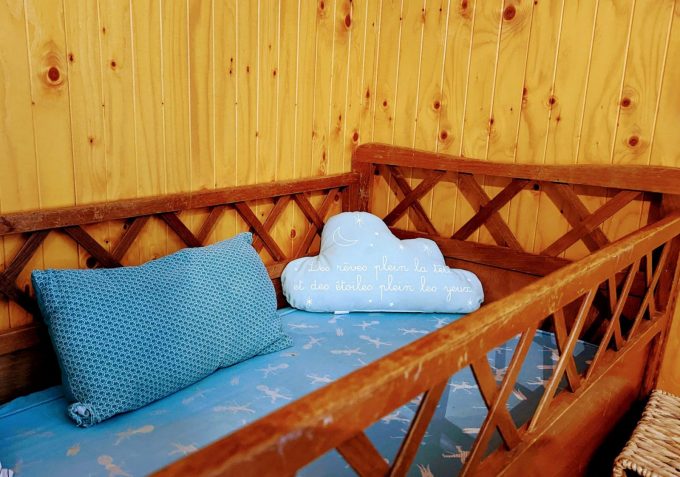 31G100288-b685451c03a742feb36f1165b942c041