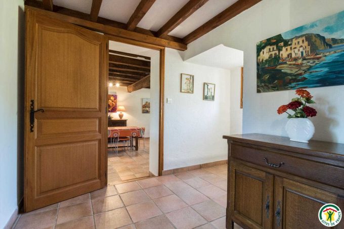 31G100307-cb30388a2ed84f97a0979874baa26a11