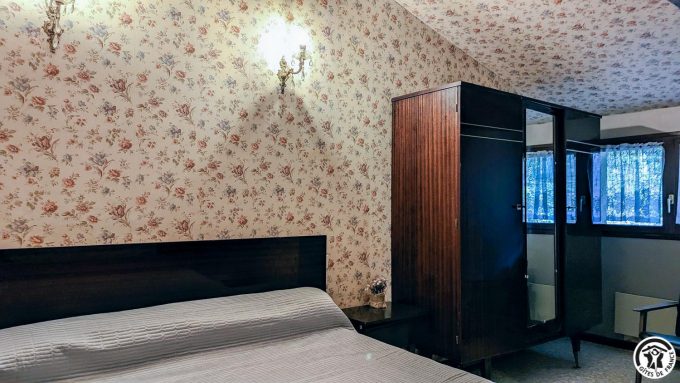 31G100310-b9c5f3f705364a9b823506e3b2144723