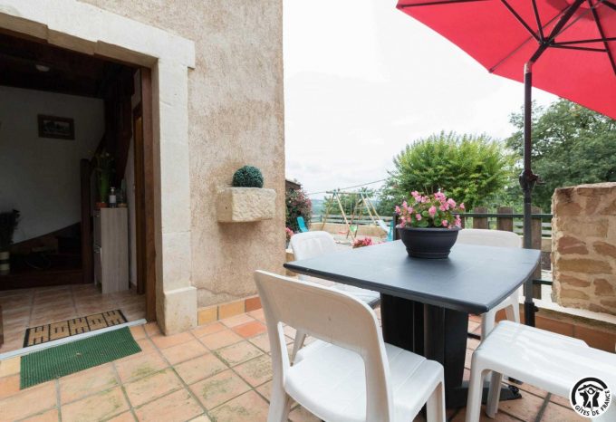 31G100342-d8b2205ea3fb4c688ba4f0d463476cb6