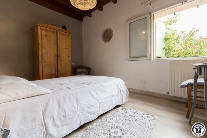 31G100344-974a8e57ea7a4f2697bbcaf559c070cc