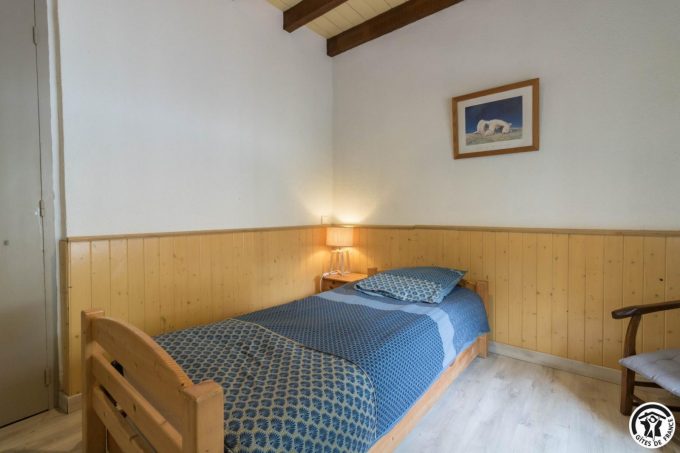 31G100344-d3a2e88bf5bc4625a233ca626c93248f