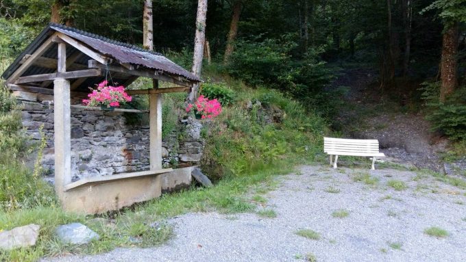 31G100355-c95a1df9cd8c46d5a99d4ad7643a3177