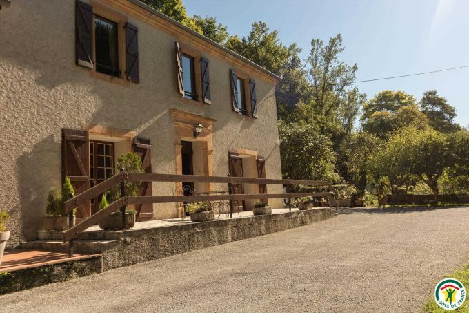 31G100358-0aa3639998254720a0fcc84666ce4658