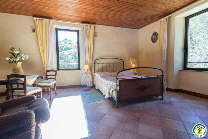 31G100358-1f90f52a5dca404a84ba1ad27025ce39