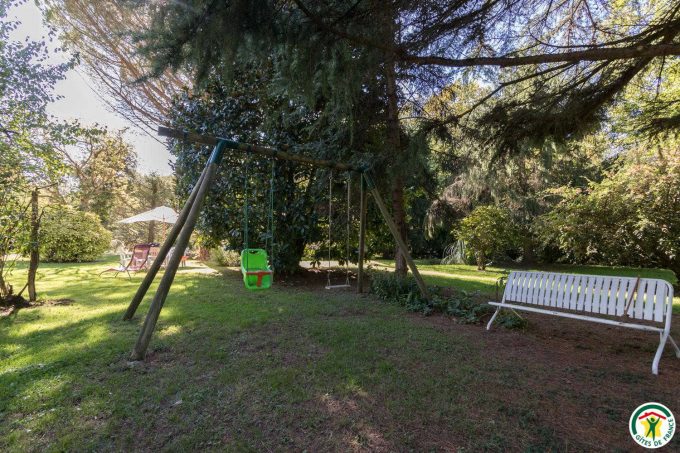 31G100358-847675fd126f4c108e0cc85ec3989fe1