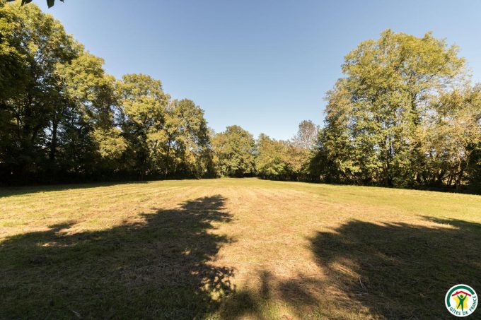 31G100358-9728a12dea2c4b92a8329aa096298cda